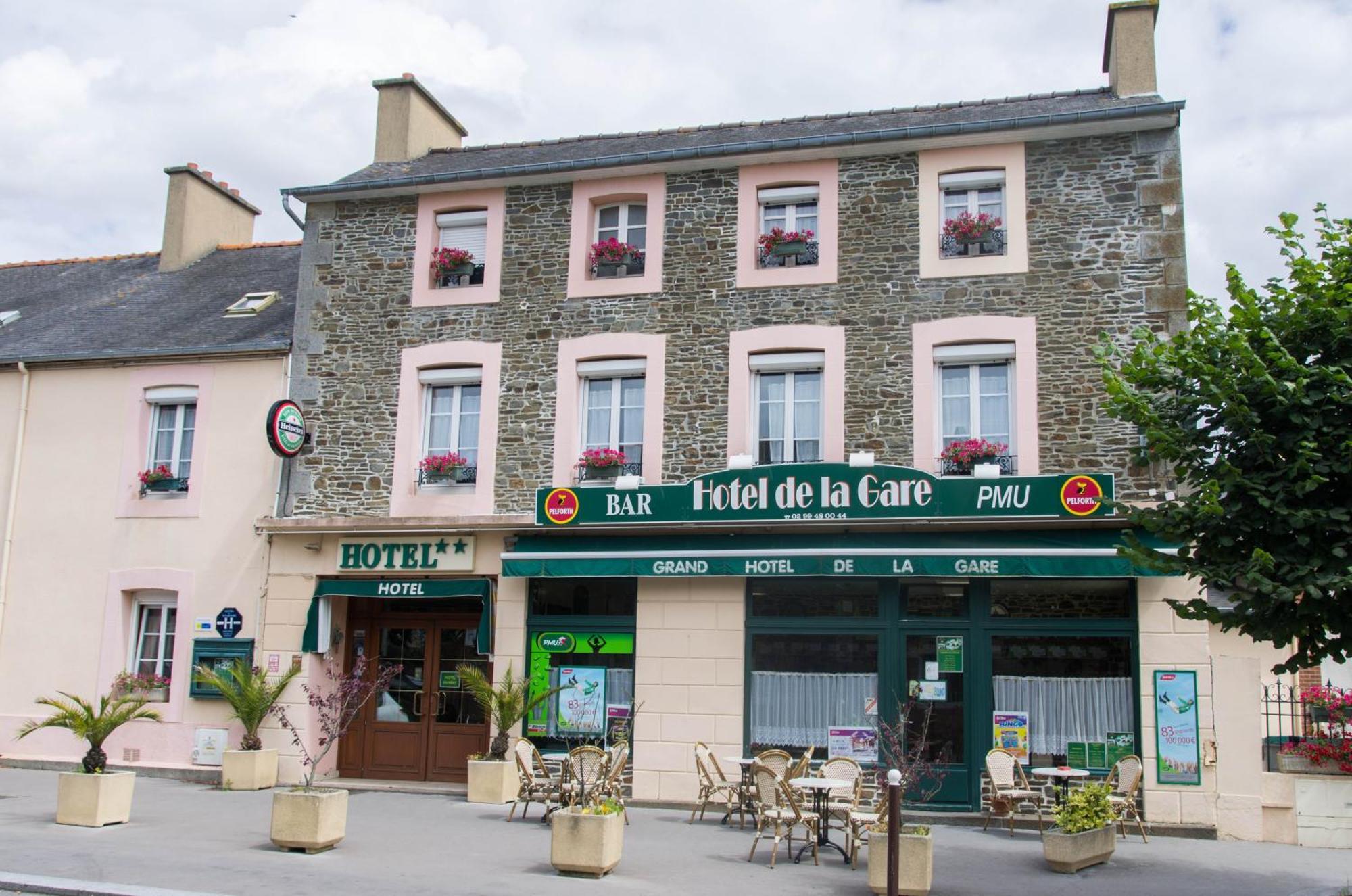 Hotel De La Gare Dol-de-Bretagne Kültér fotó